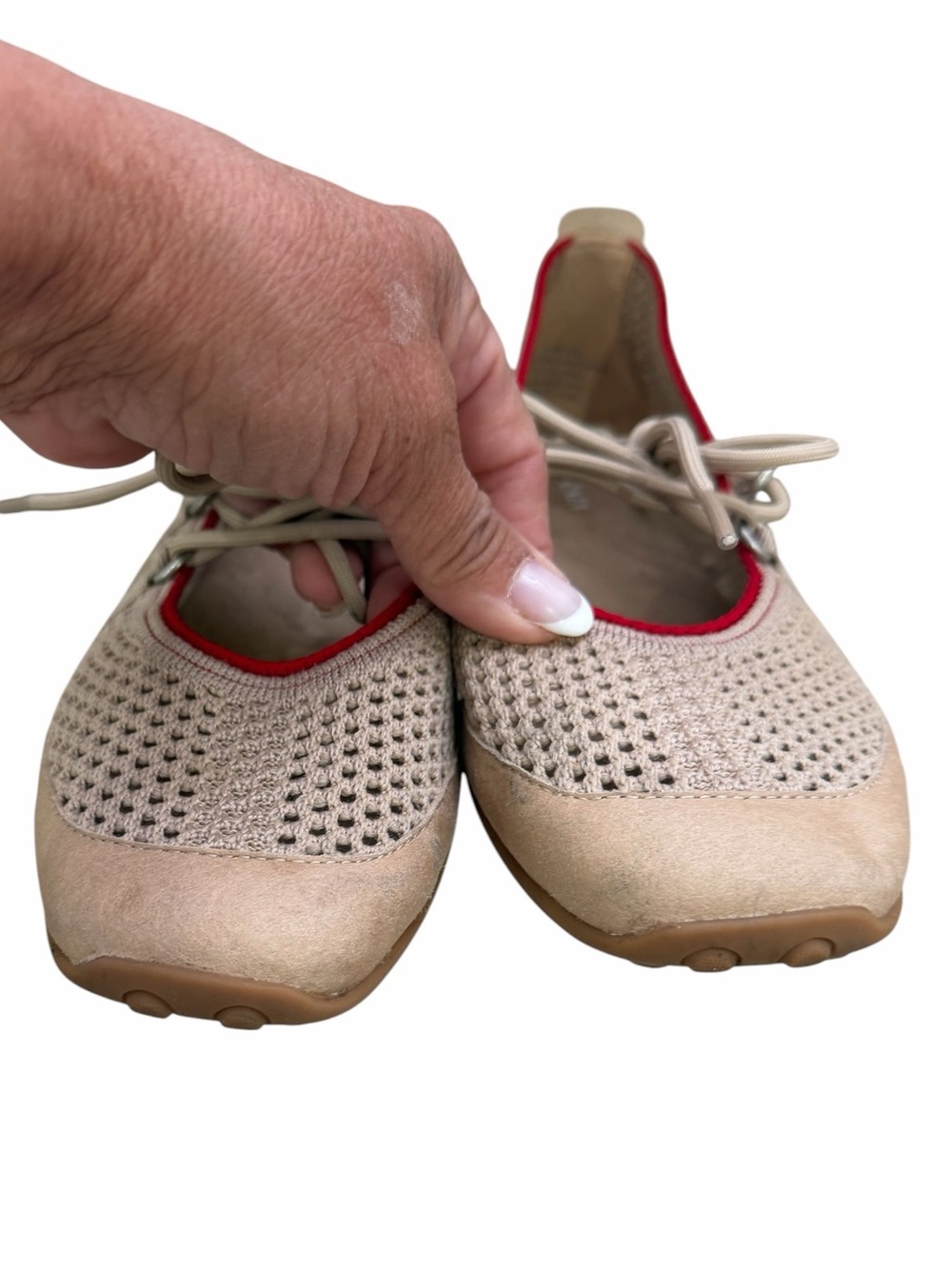 Vivaia Women's Beige Mesh Knit Ballet Flats Sneakers size 39 - Picture 3 of 5